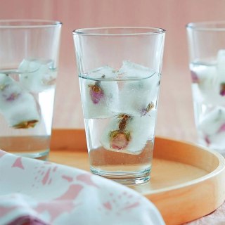 Szklanka wysoka Helsinki 325 ml – LAV, szkło sodowe, do wody lemoniady i koktajli
