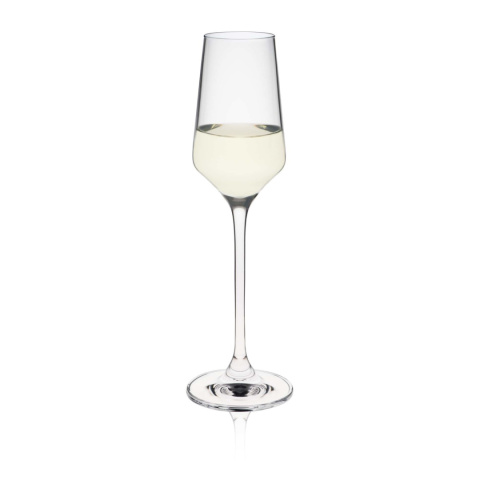 Kieliszek Martina 100 ml – w kontekście zastawy stołowej Kieliszek Martina 100 ml – w kontekście zastawy stołowej