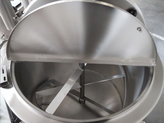 Kocioł warzelny gazowy z mieszadłem 500 L – grzanie pośrednie, 48 kW, RQK-501GRM, 1320x1330x1180 mm
