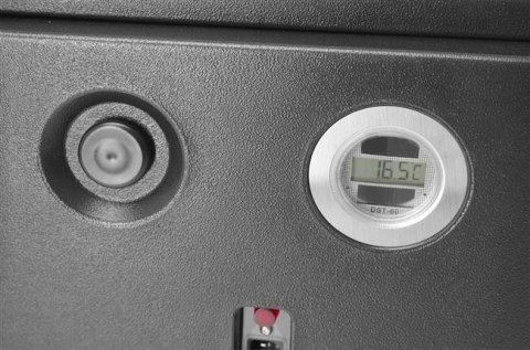 Zamykany pojemnik cateringowy AmerBox 707692 w użyciu