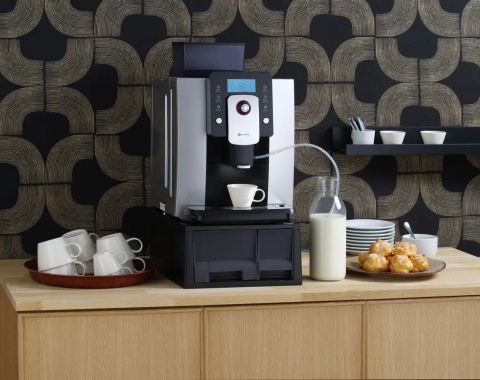 ekspres automatyczny HENDI 208953 Profi Line w gastronomii