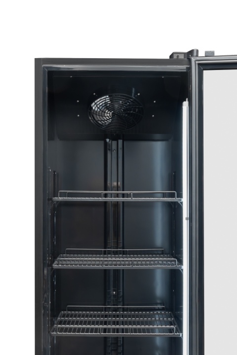Wnętrze szafy chłodniczej 380L z 5 regulowanymi półkami