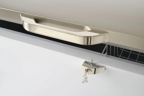 zamrażarka Arktic 233856 – pokrywa z zamkiem