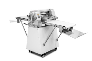 Wałkownica do ciasta piekarnicza Resto Quality RQSJ-520, 520 mm, 0,75 kW – 2050x870x1225 mm