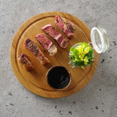 Deska do serwowania okrągła Madeira dębowa naturalna 300 mm Fine Dine 505786