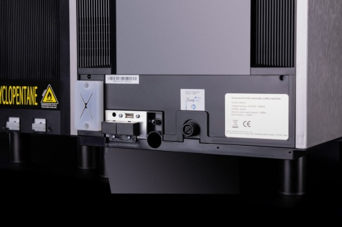 fresco-x780-ekspres-z-ekranem-android-10 - podłączenie do wody