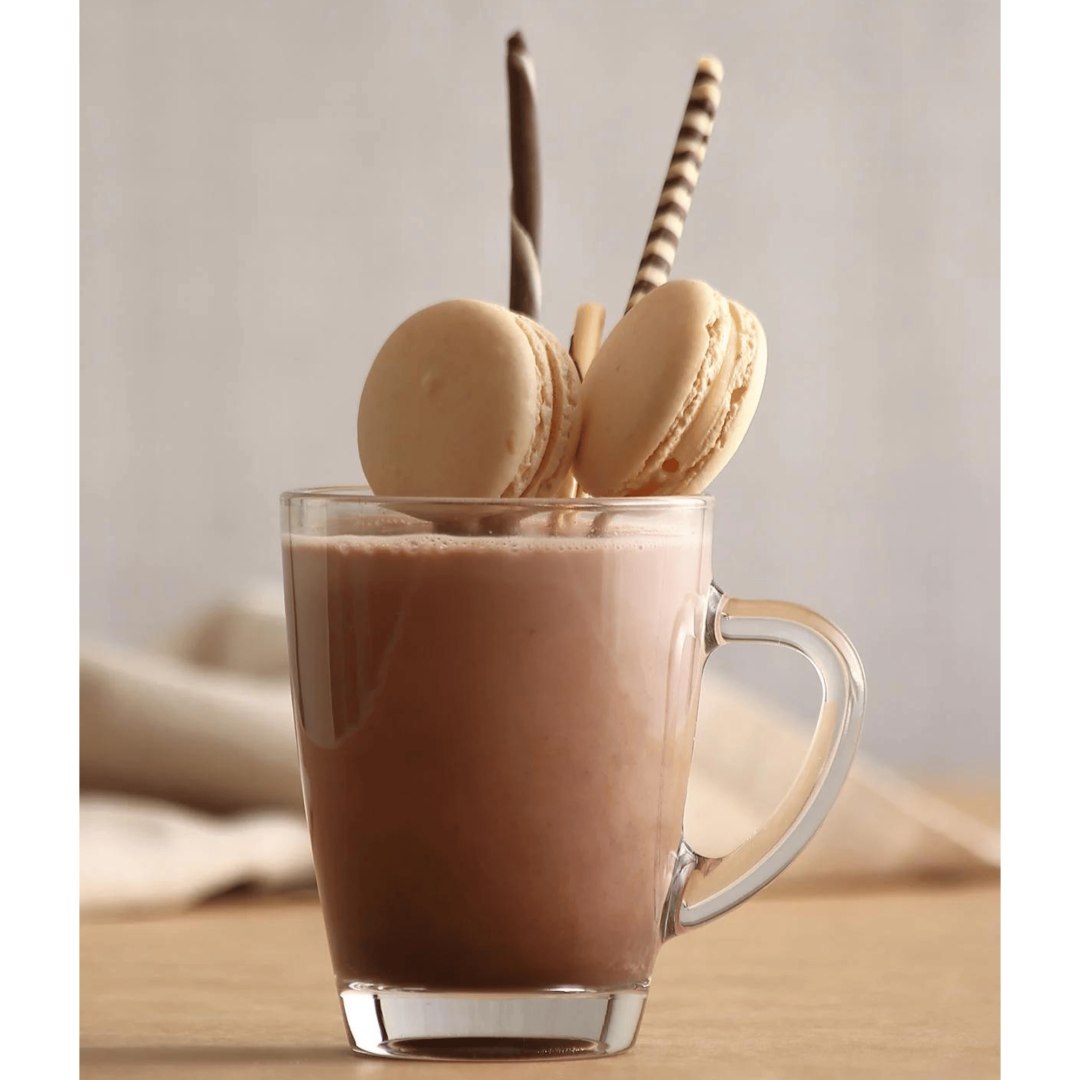 Kubek 300 ml Warsaw LAV z kawą latte i ciasteczkami