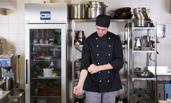 Lodówki gastronomiczne – jak wybrać odpowiedni model do lokalu gastronomicznego?