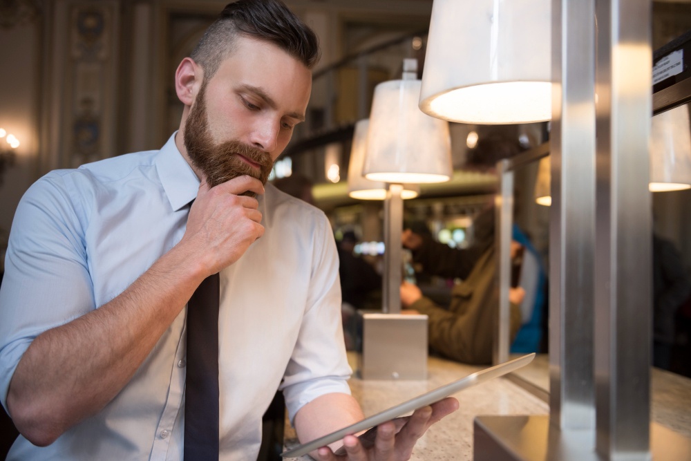Ile kosztuje otwarcie kebabowni w 2026 roku? Realne koszty bez ściemy