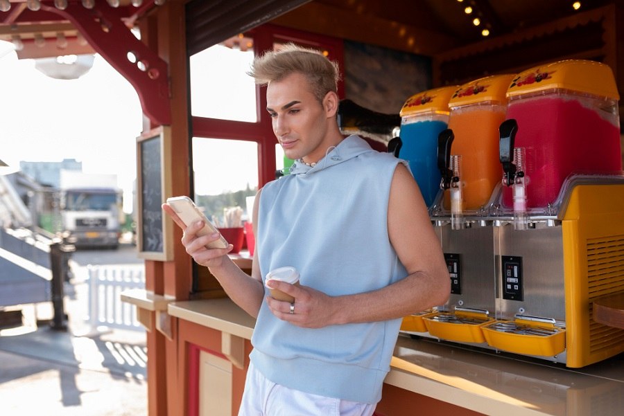 Food truck serwujący granitę i sorbety