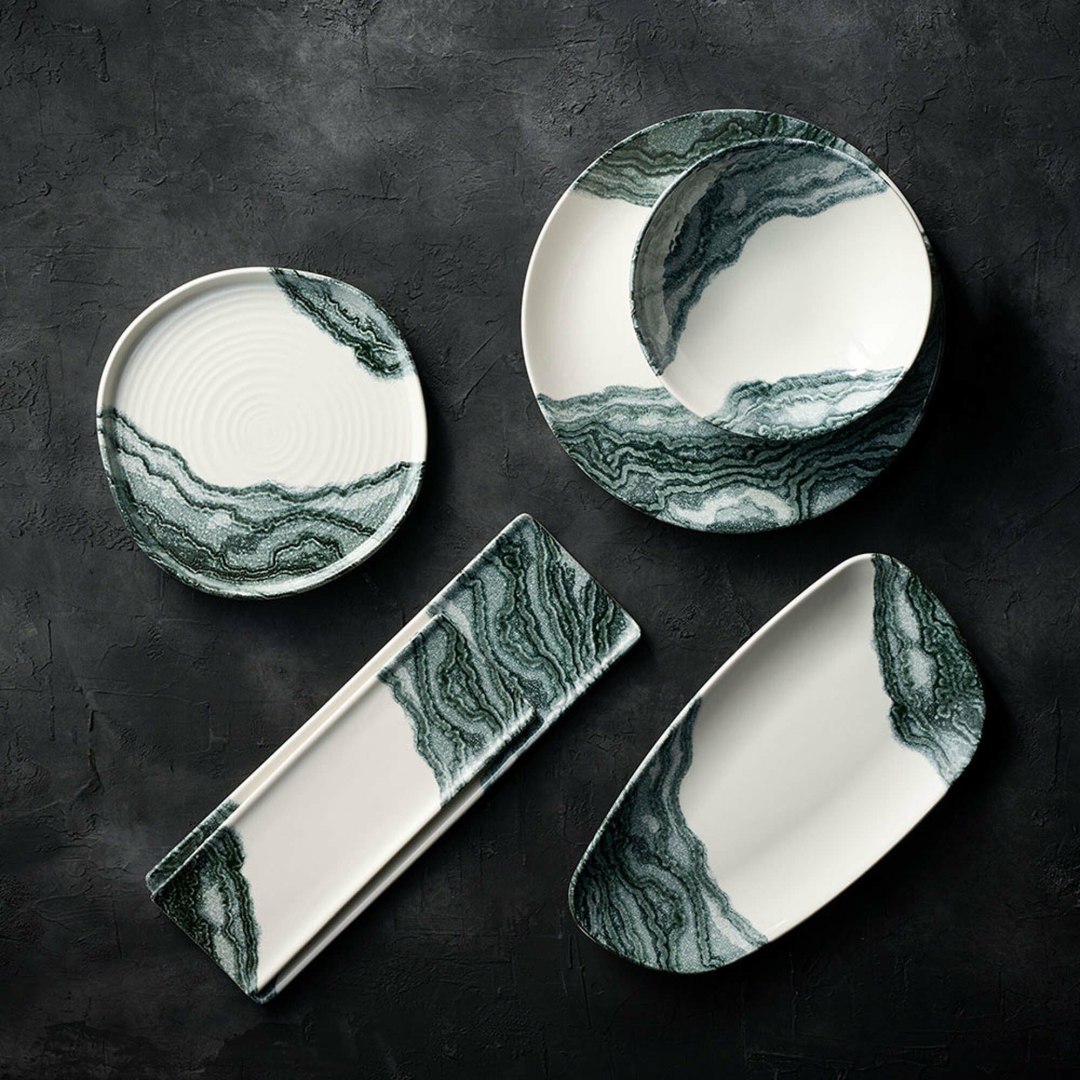 Churchill Tide Black porcelana premium