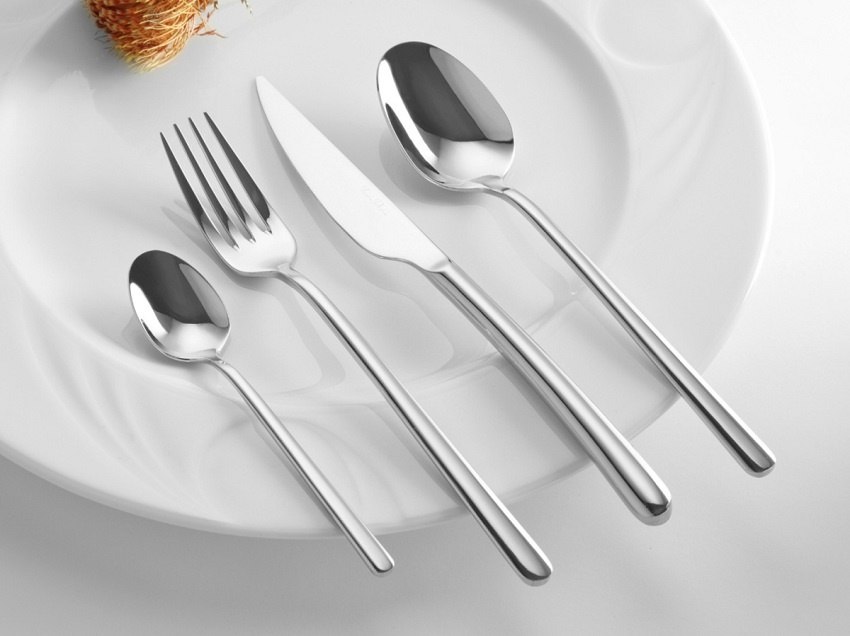 Złote sztućce Amarone Golg