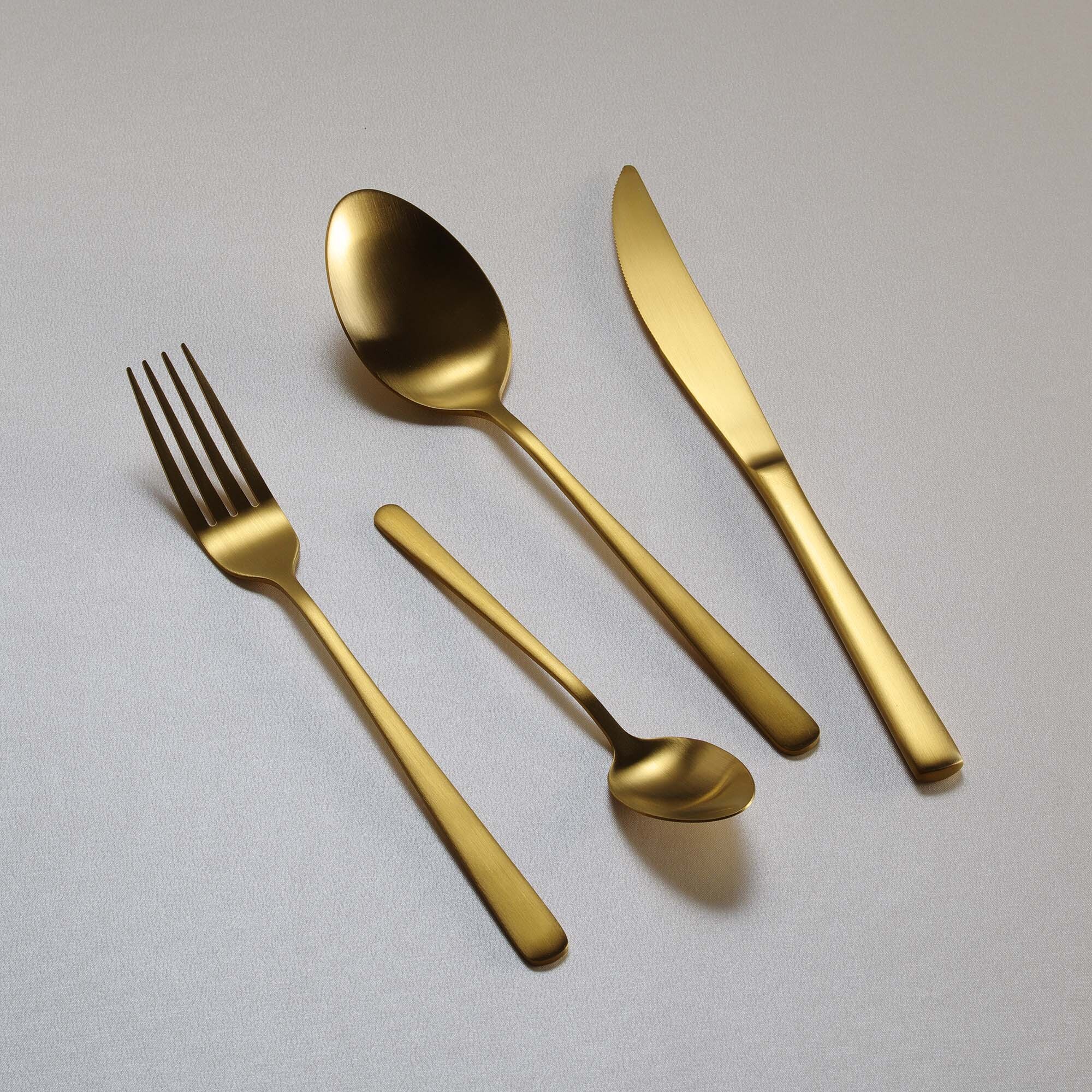 zestaw sztućców fjord gold ove złoty do restauracji i hotelu