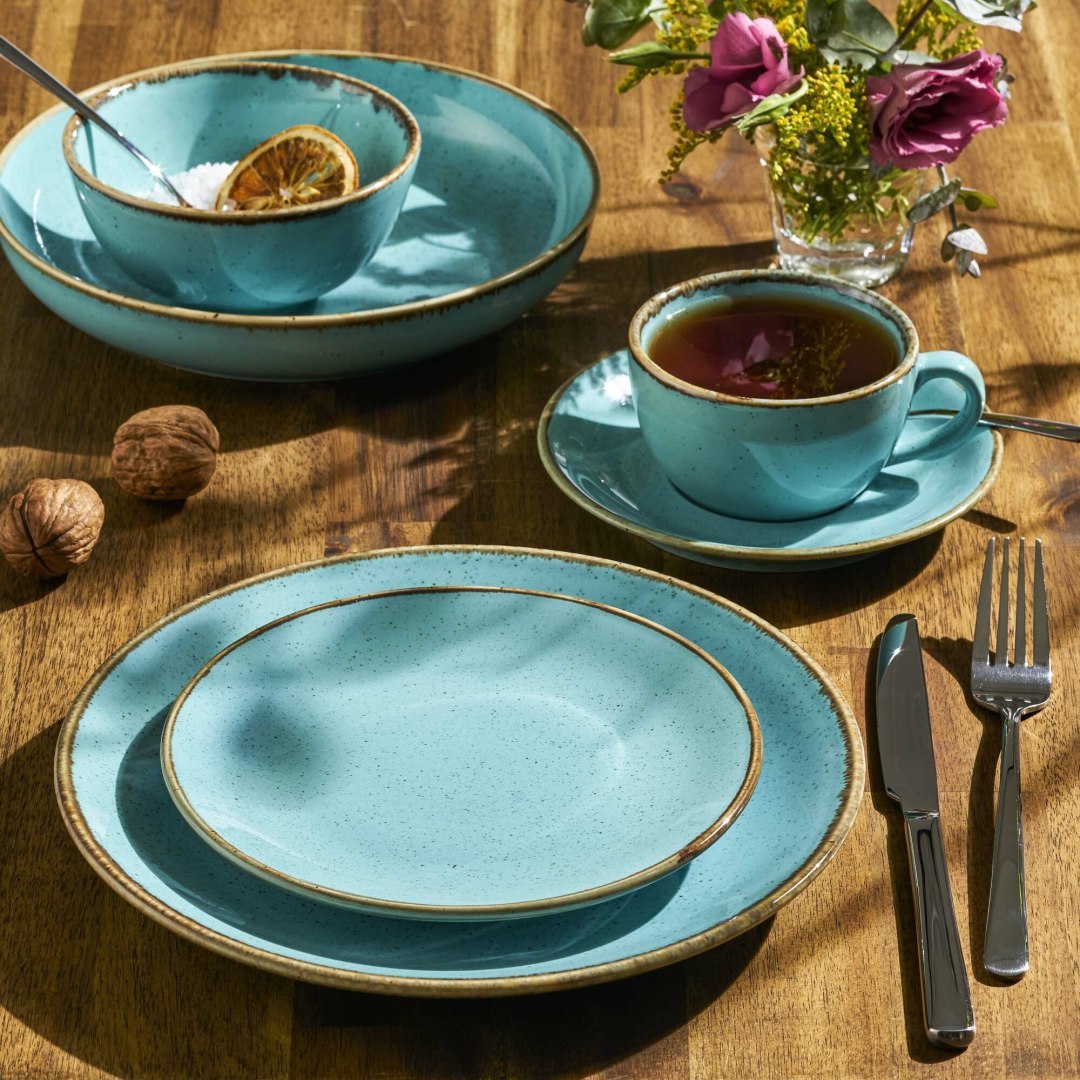 Kolorowa porcelana Porland z efektem reactive glaze – designerska zastawa dla gastronomii